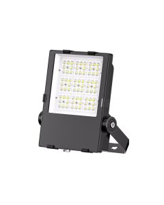 LED Padelbaanverlichting 150W – 25.500 Lumen – 5000K – 100×60° – IP66 – per 3 stuks