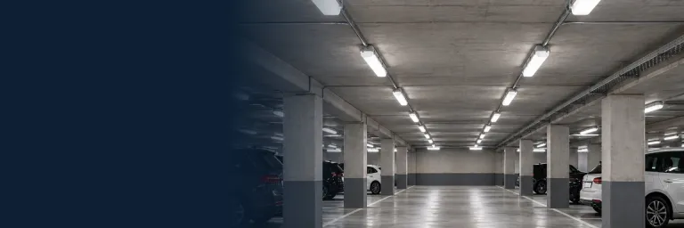 Waterdichte LED TL armaturen in een parkeergarage